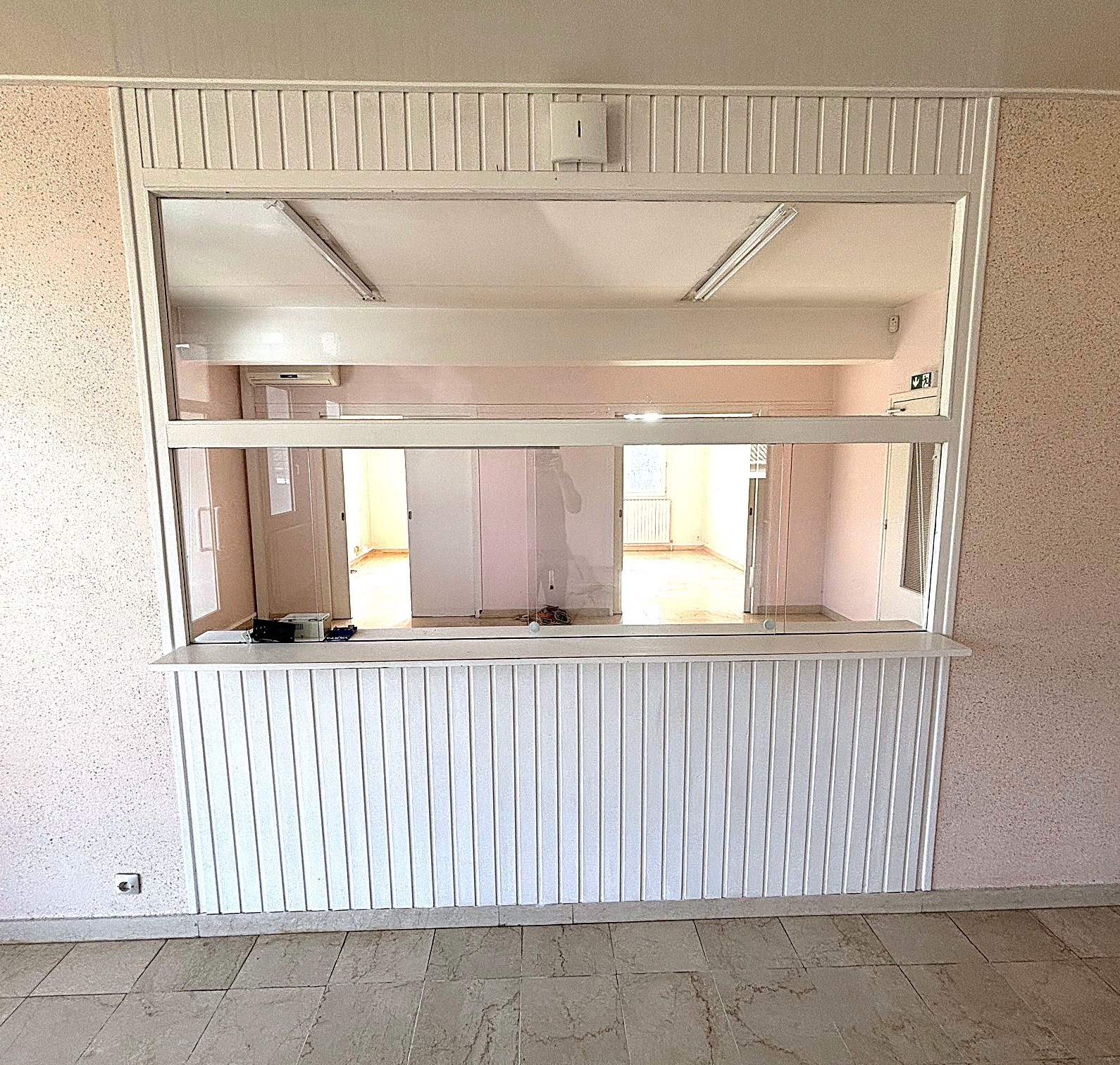 Image_, Local commercial, Crêches-sur-Saône, ref :loccom-340-creches