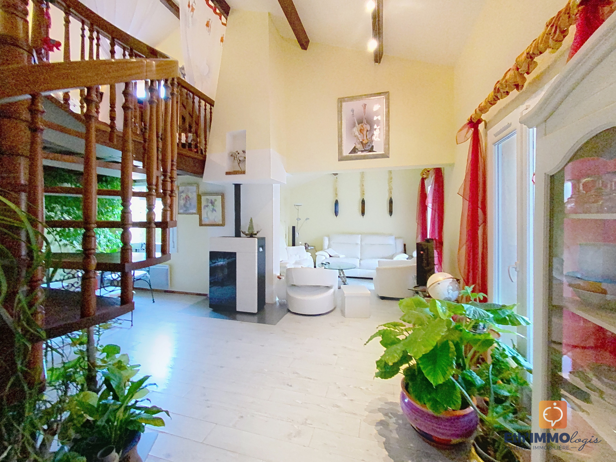 Image_, Villa, Crêches-sur-Saône, ref :467