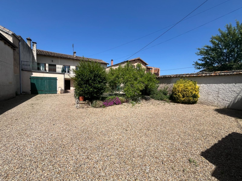 Image_, Maison de village, Romanèche-Thorins, ref :497